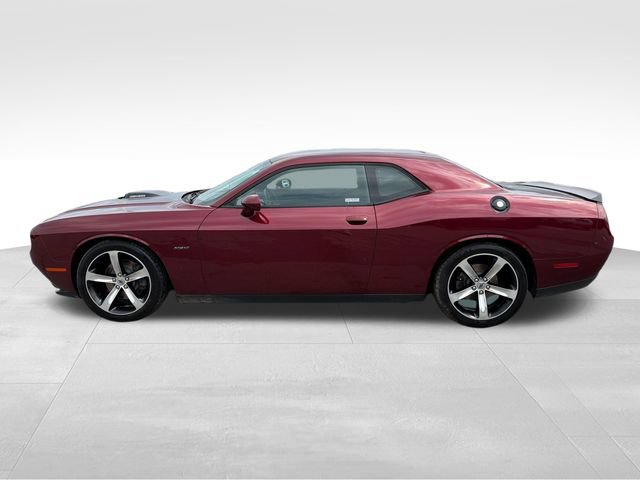 Used 2017 Dodge Challenger R/T RWD image 4