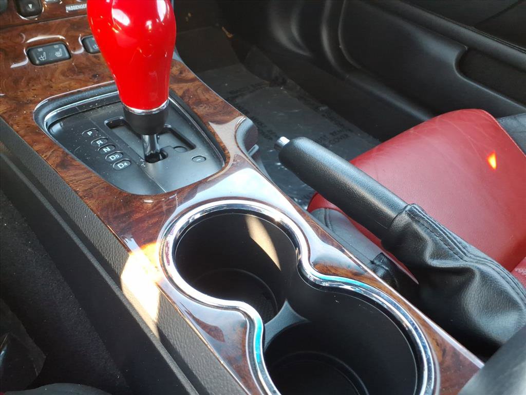 Used 2004 Ford Thunderbird Deluxe image 12