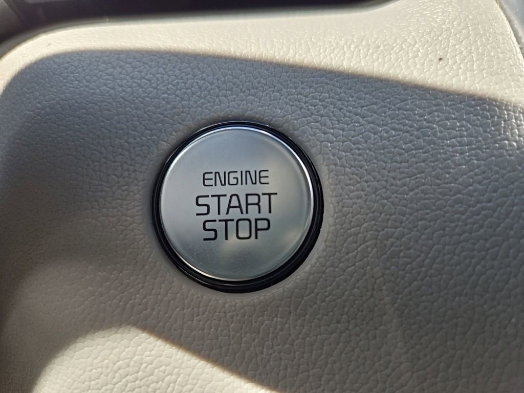 Certified 2023 Kia Sorento SX Prestige AWD/4WD image 20