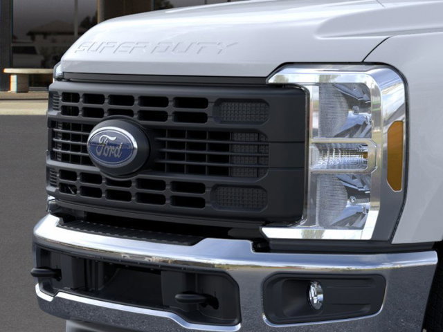 New 2026 Ford F250 XL w/ XL Chrome Package image 17