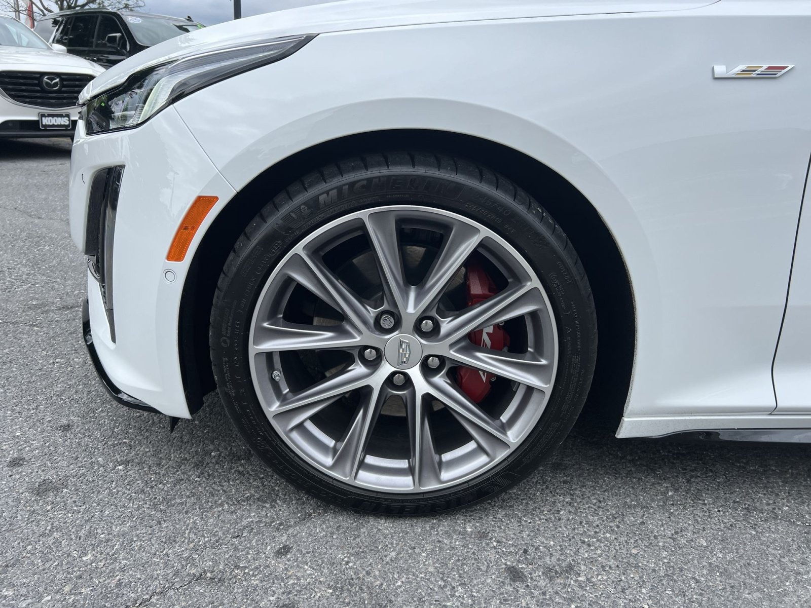 Used 2023 Cadillac CT5 V w/ Platinum Package RWD image 12