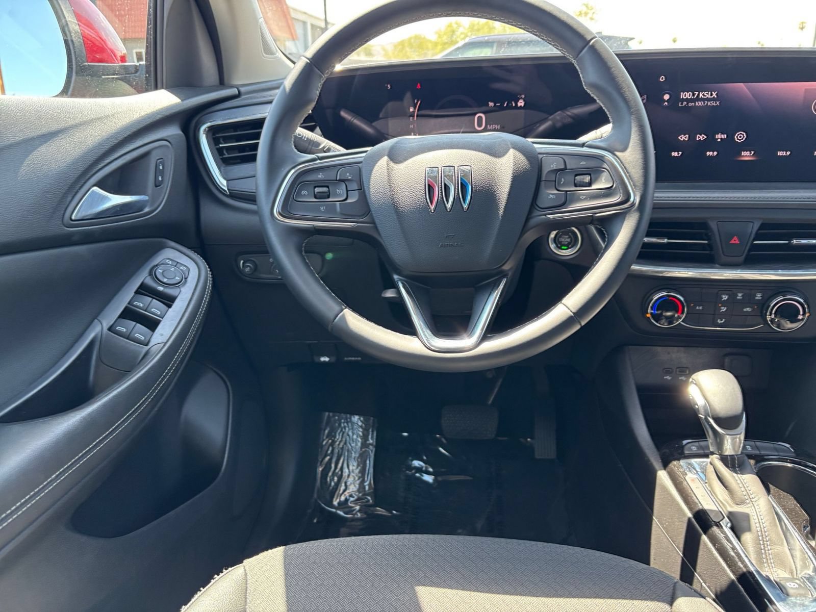 Used 2026 Buick Encore GX Preferred FWD image 32