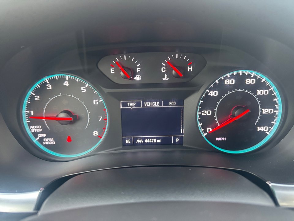 Used 2022 Chevrolet Traverse LS image 13