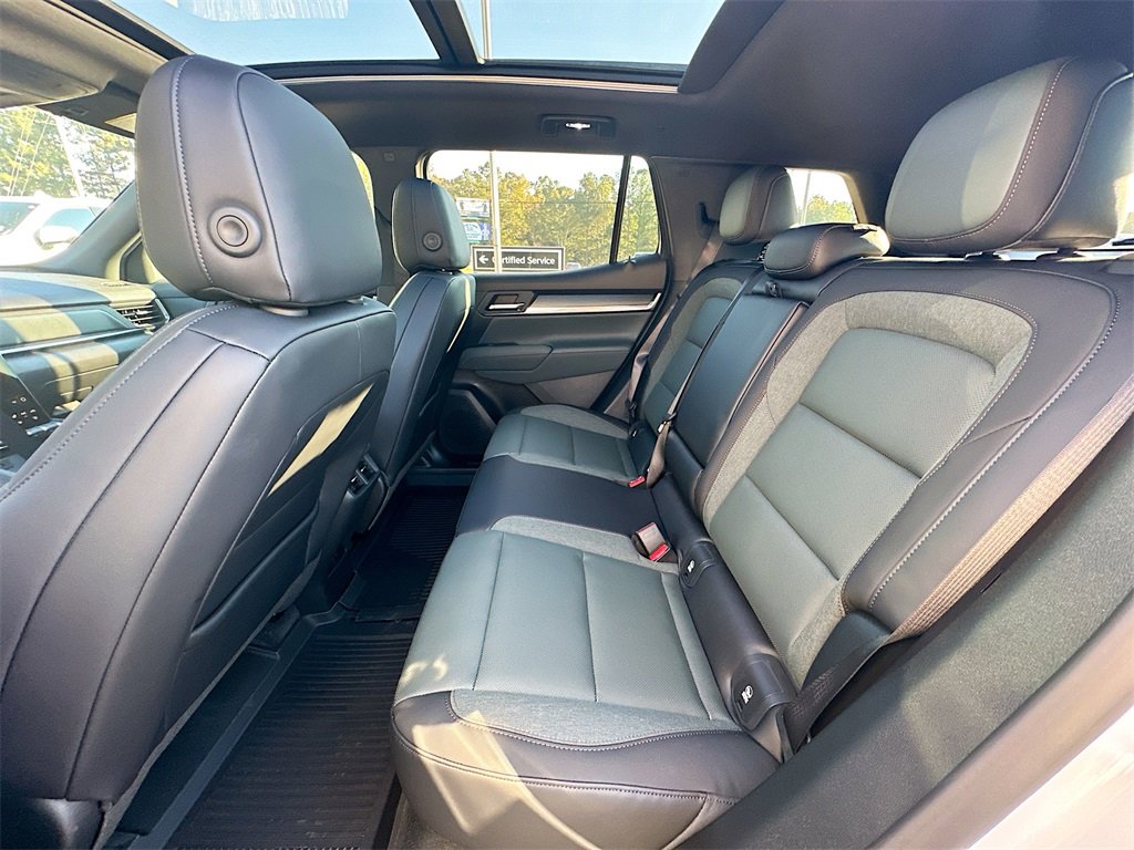 New 2026 GMC Terrain AT4 w/ Convenience Package III image 4