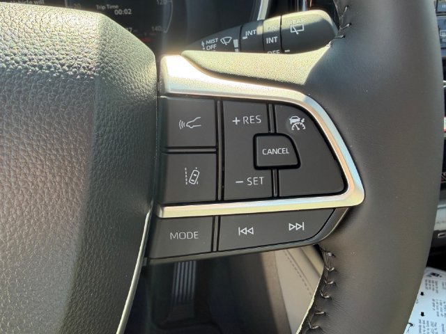 New 2026 Toyota Highlander Limited AWD/4WD image 15
