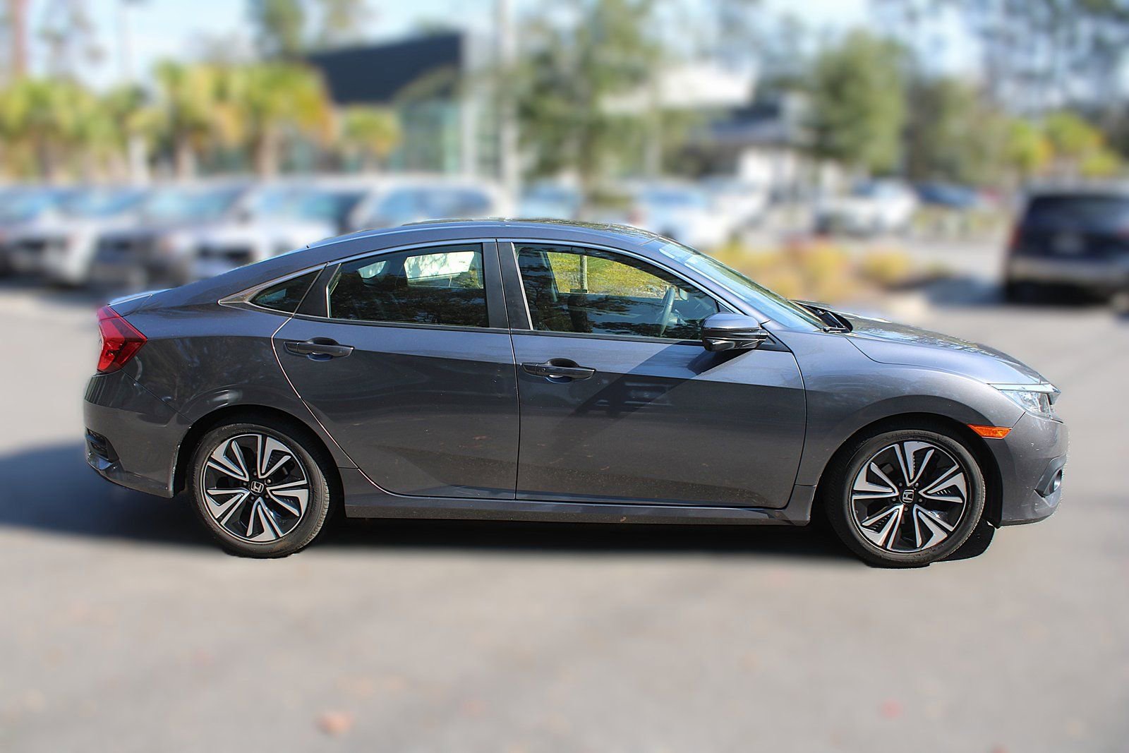 Used 2018 Honda Civic EX-T image 13