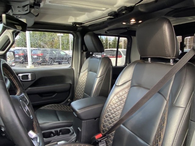 Used 2022 Jeep Gladiator Overland image 12