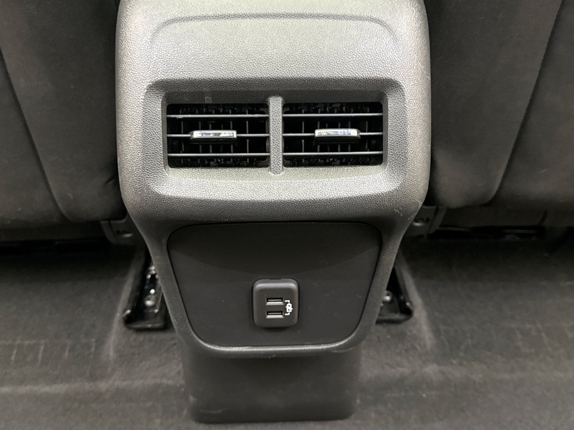 Used 2020 Chevrolet Equinox LT AWD/4WD image 19
