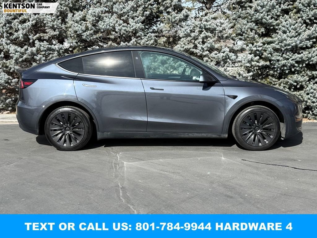 Used 2023 Tesla Model Y Long Range image 11