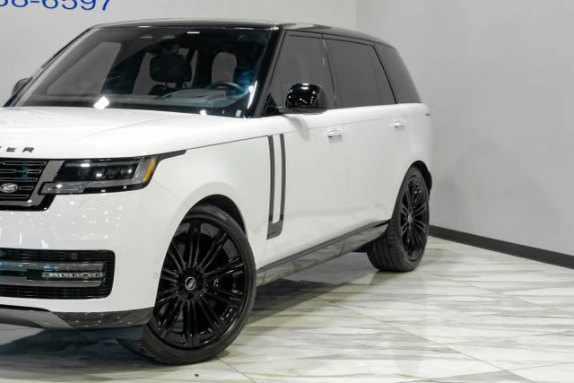 Used 2025 Land Rover Range Rover Long Wheelbase Autobiography AWD/4WD image 8