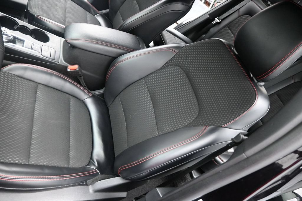 Used 2025 Ford Escape ST-Line FWD image 9