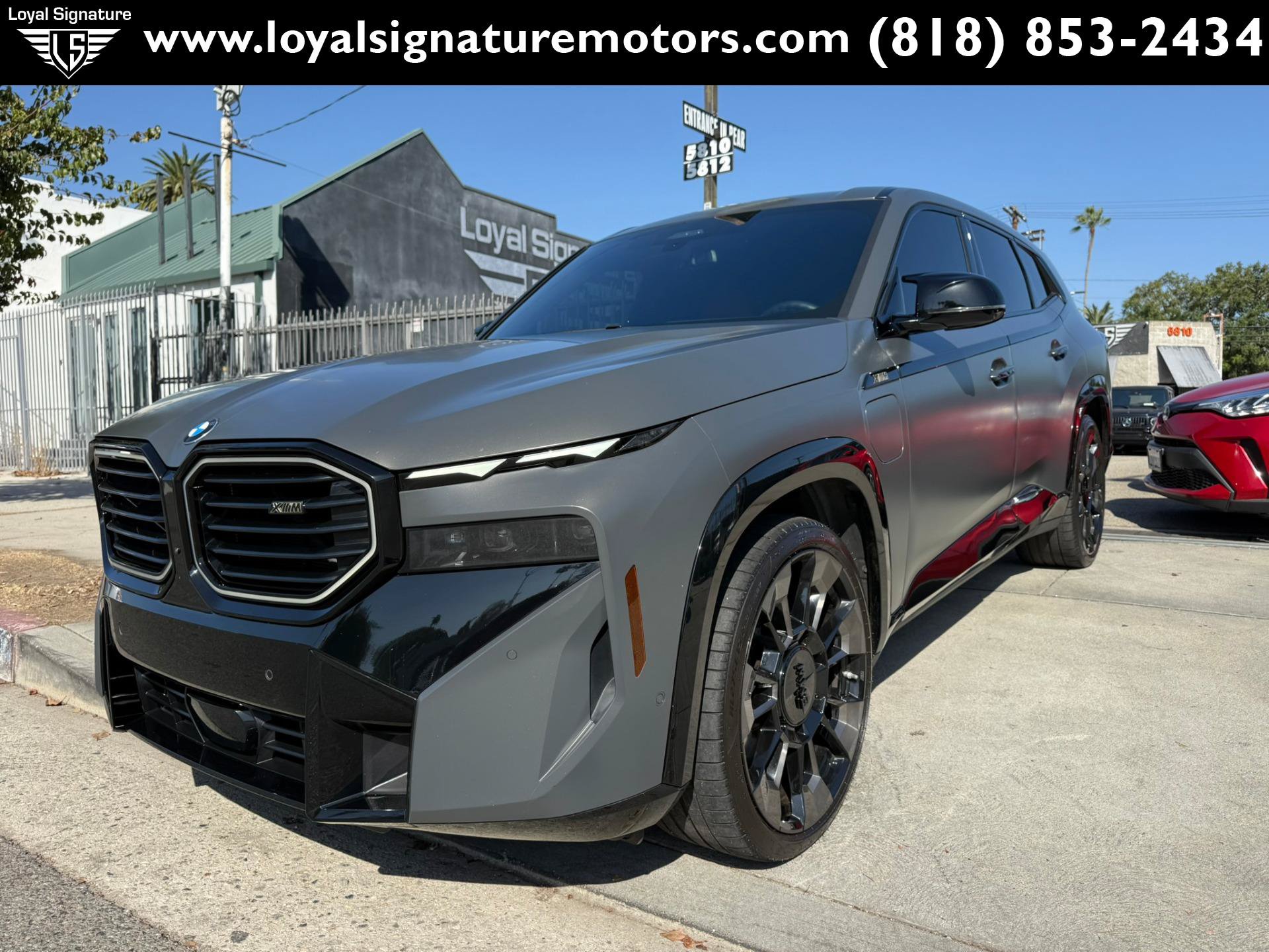 Used 2023 BMW XM AWD/4WD image 3