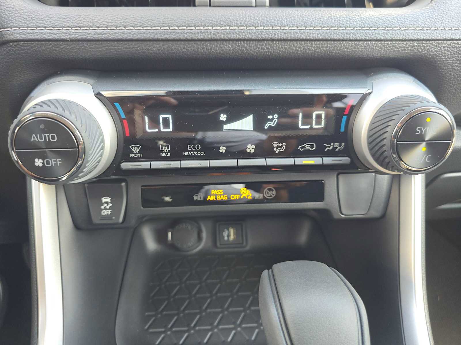 Certified 2025 Toyota RAV4 LE image 23