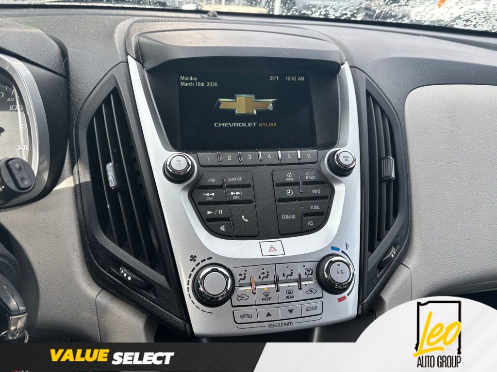 Used 2017 Chevrolet Equinox LT image 16