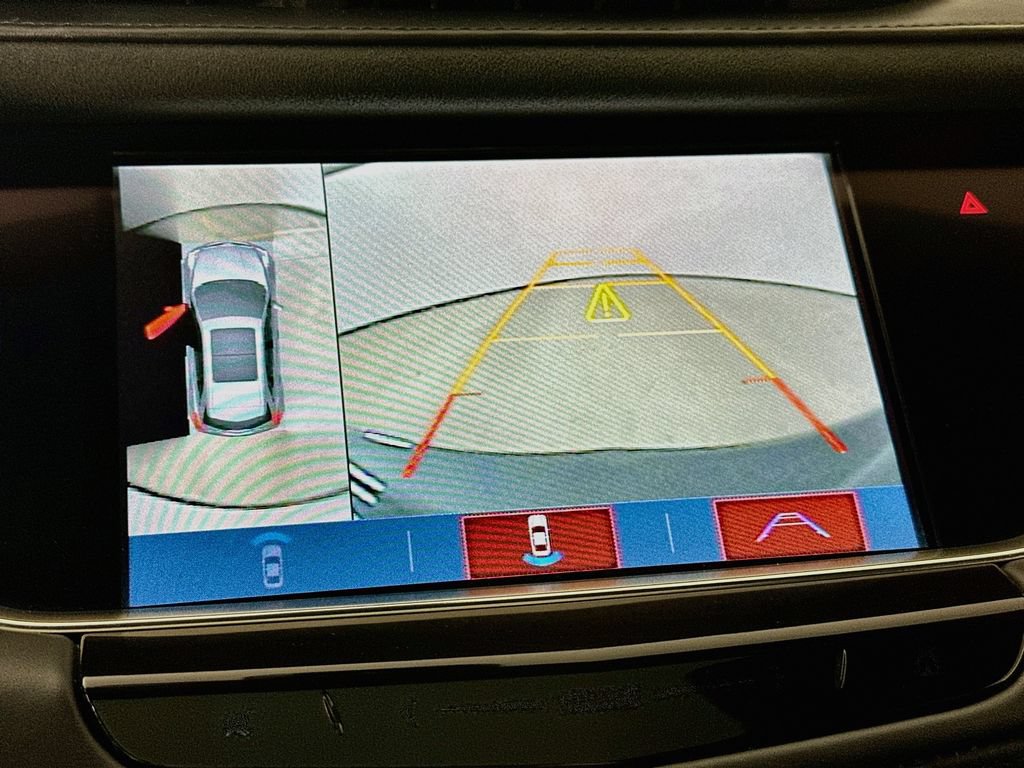 Used 2019 Cadillac XT5 Platinum AWD/4WD image 18
