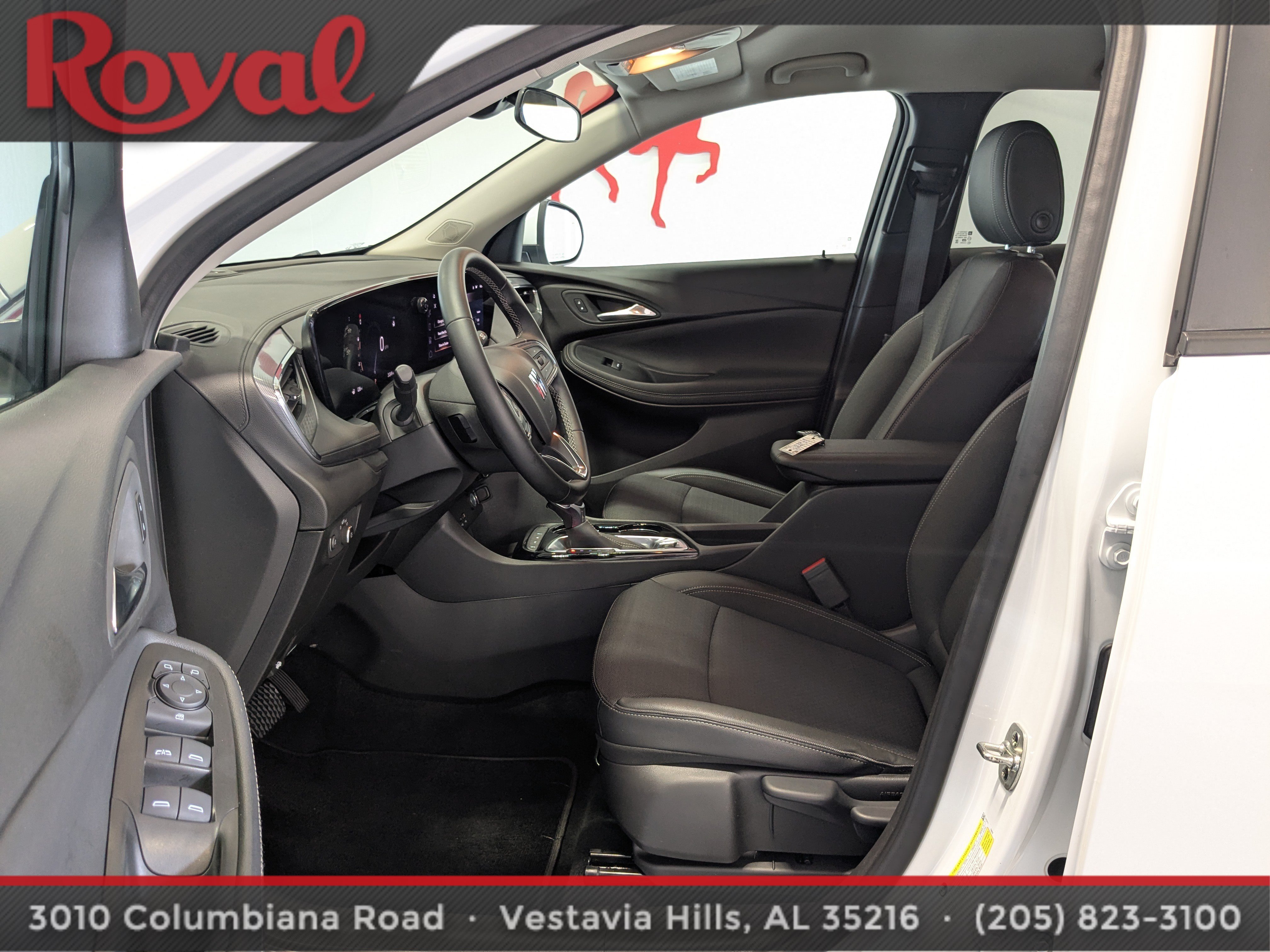 Used 2025 Buick Encore GX Preferred AWD/4WD image 17