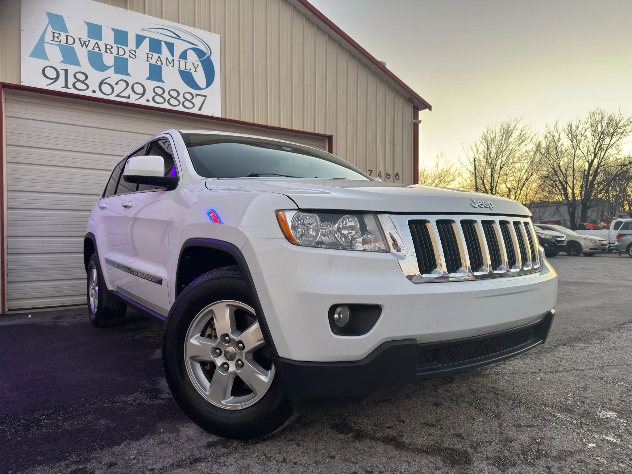 Used 2013 Jeep Grand Cherokee Laredo w/ Laredo E Group image 1