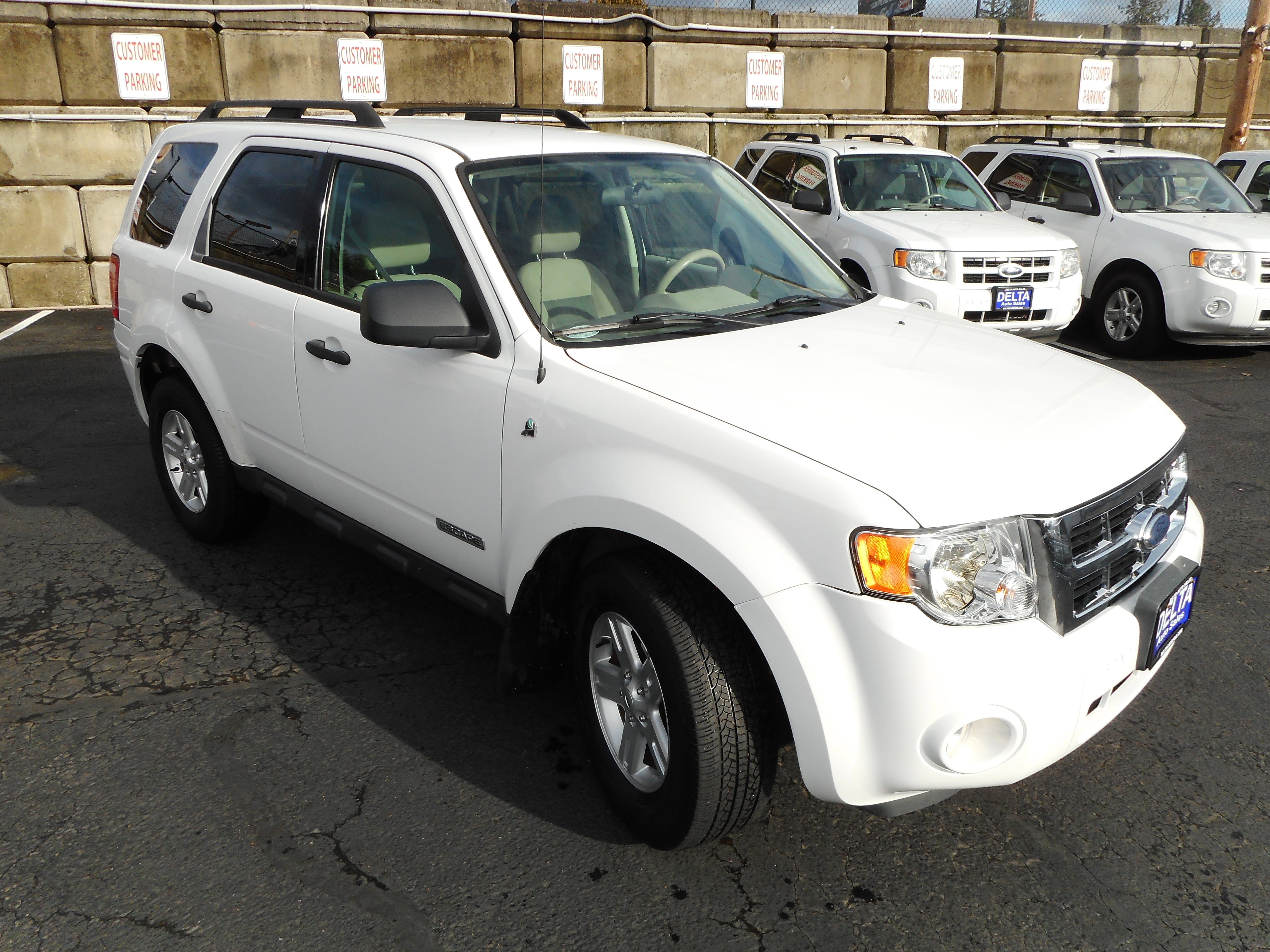 Used 2008 Ford Escape 2WD Hybrid image 5