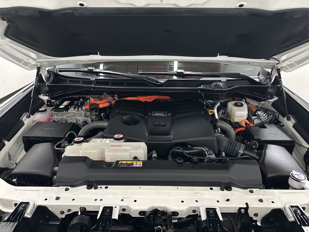 Used 2023 Toyota Tundra Limited image 6