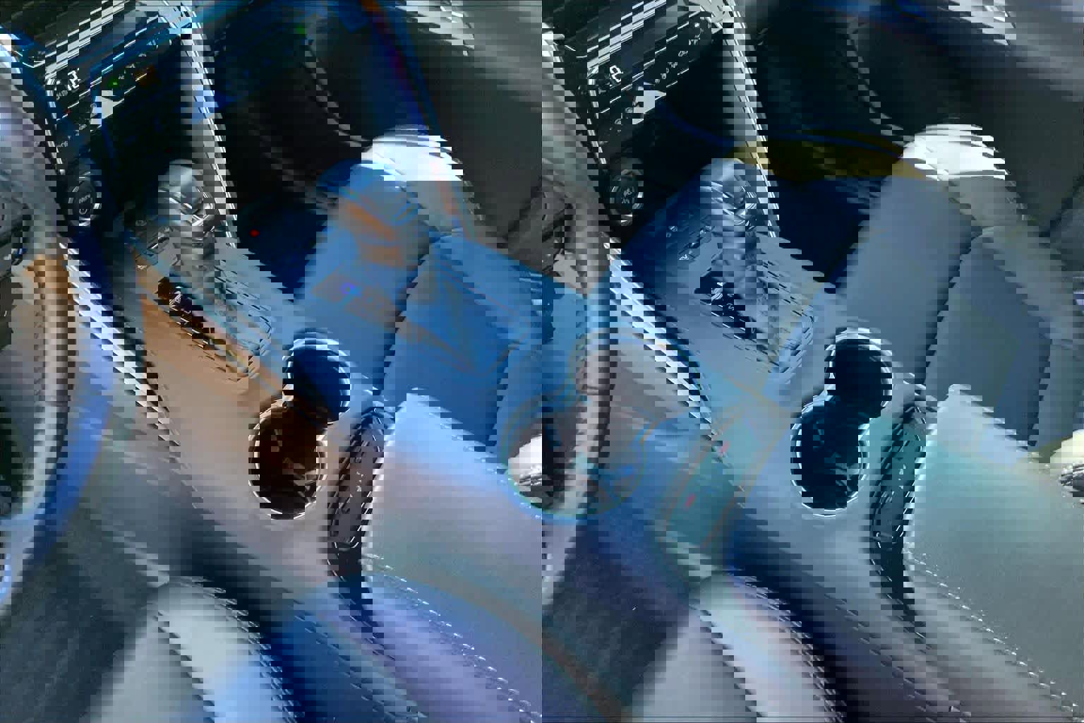 Used 2023 Toyota Venza Nightshade image 17