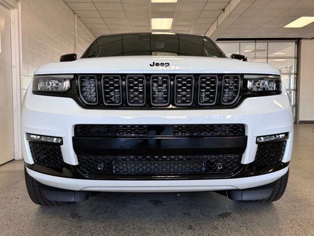 Certified 2024 Jeep Grand Cherokee L Summit AWD/4WD image 5