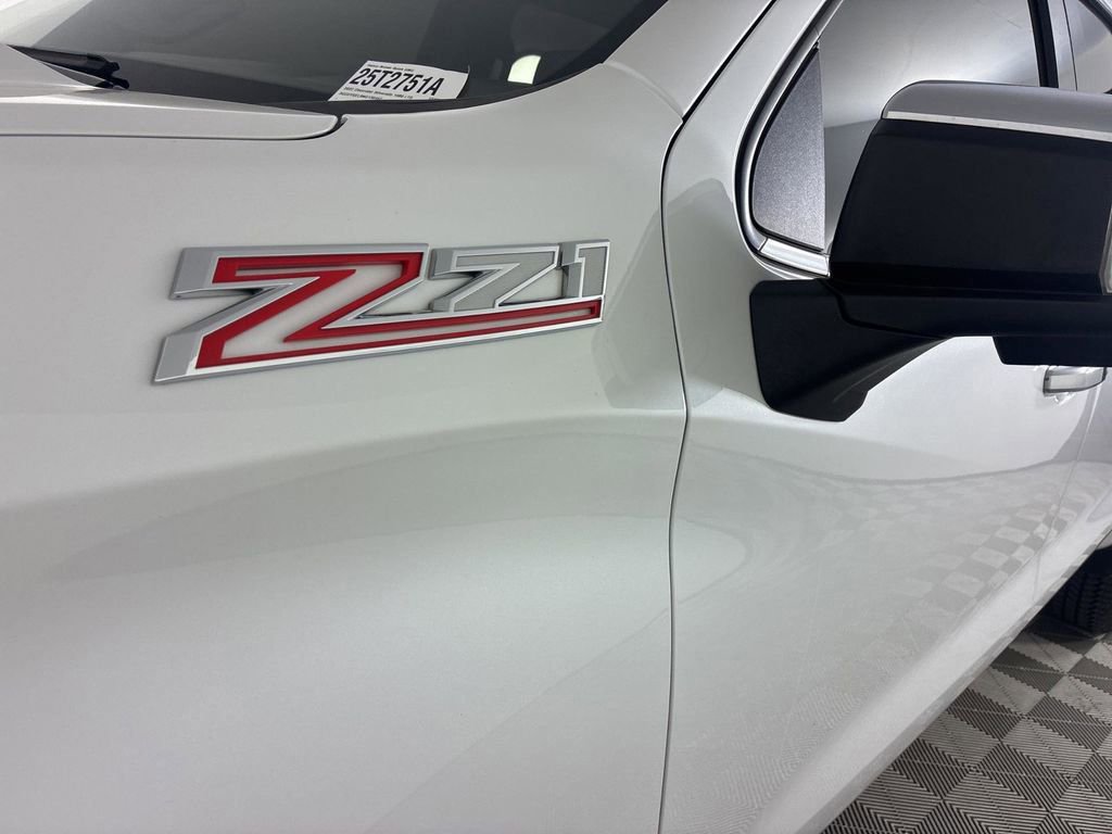 Used 2022 Chevrolet Silverado 1500 LTZ image 10