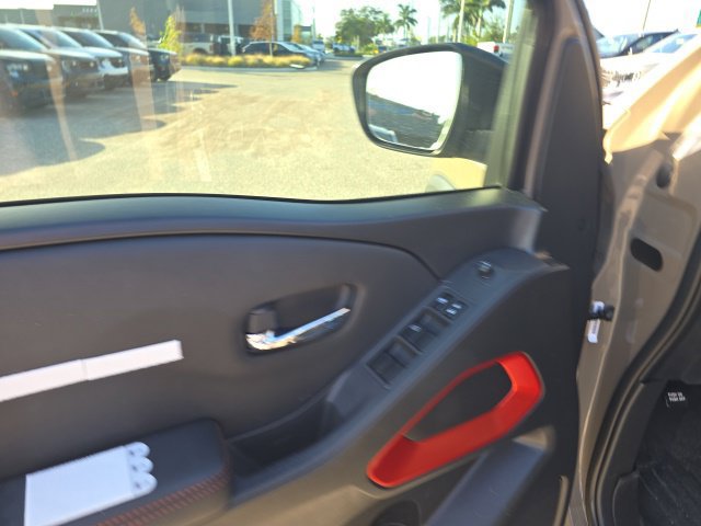 Used 2023 Nissan Frontier Pro-X w/ Pro Convenience Package RWD image 12
