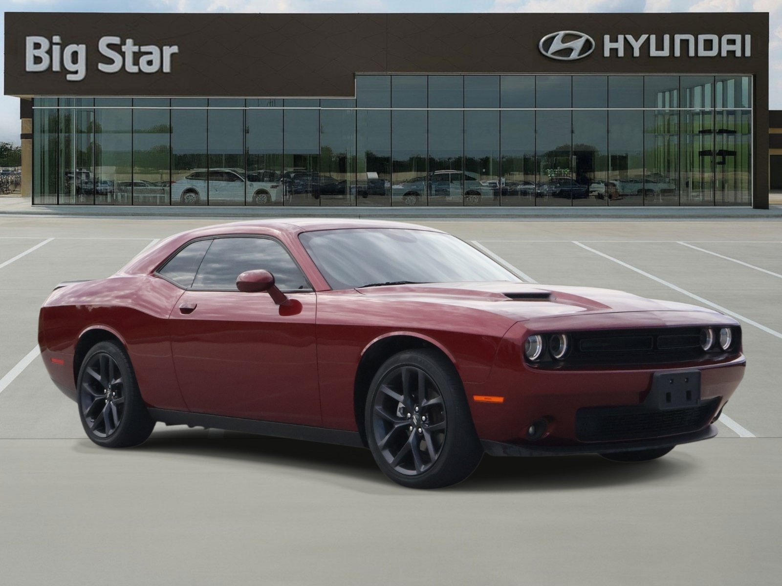 Used 2023 Dodge Challenger SXT w/ Blacktop Package RWD image 6