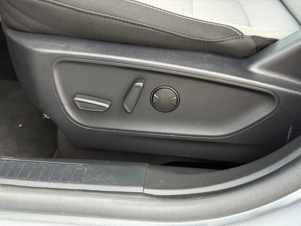 Used 2024 Ford Escape Active w/ Tech Pack #1 FWD image 11