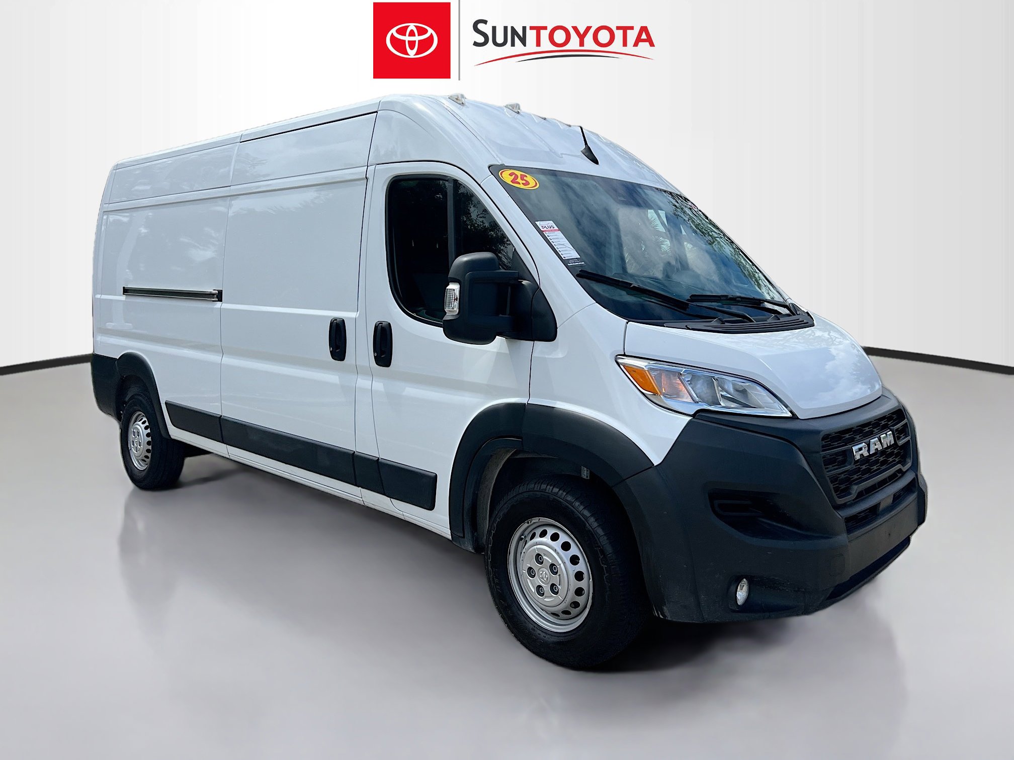 Used 2025 RAM ProMaster 2500 w/ Convenience Group image 1
