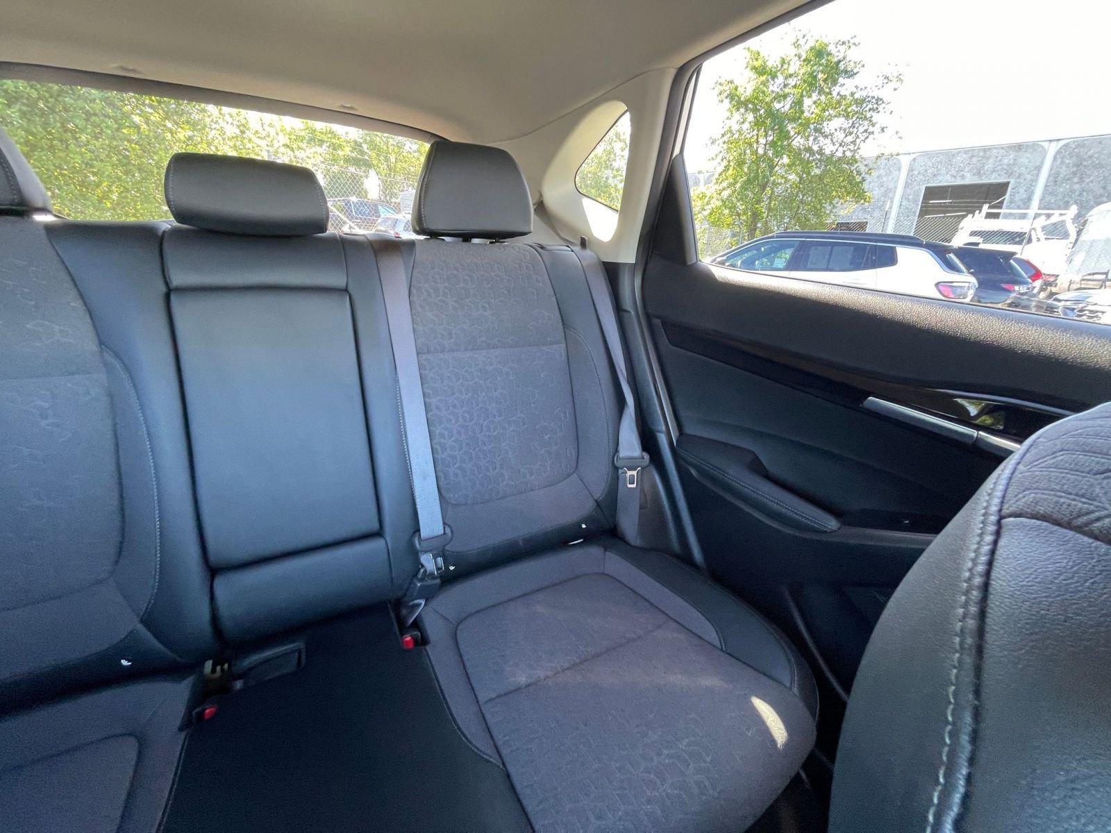Used 2025 Kia Seltos S FWD image 38