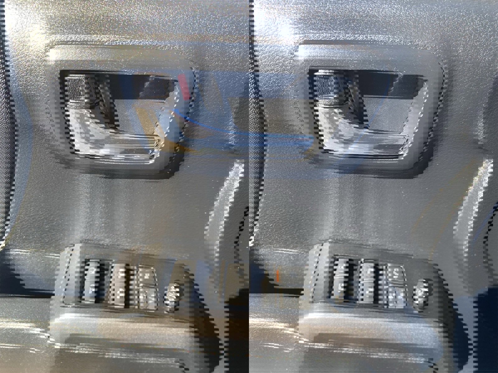 Used 2022 Toyota Tacoma TRD Off-Road image 23