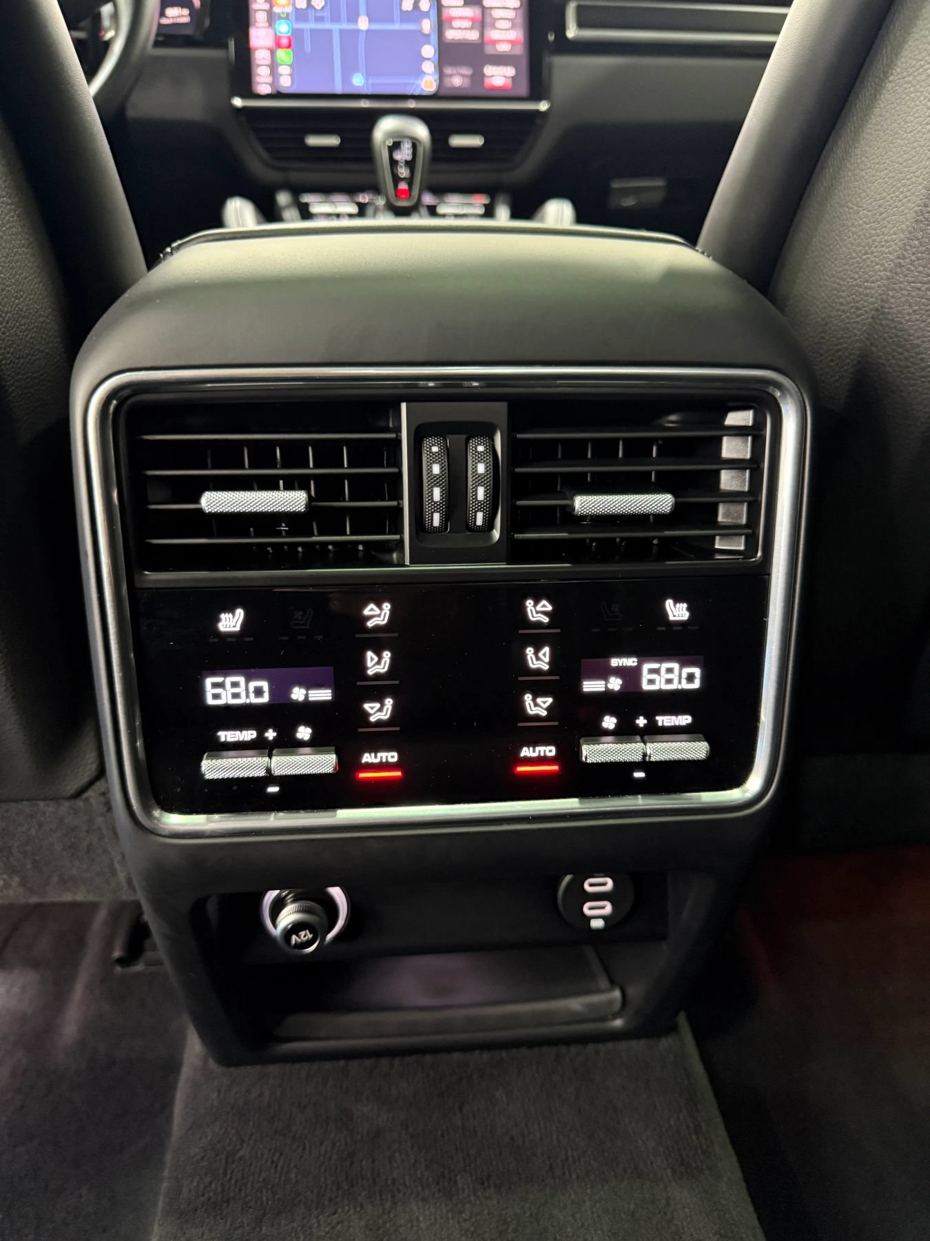 Used 2021 Porsche Cayenne GTS AWD/4WD image 39