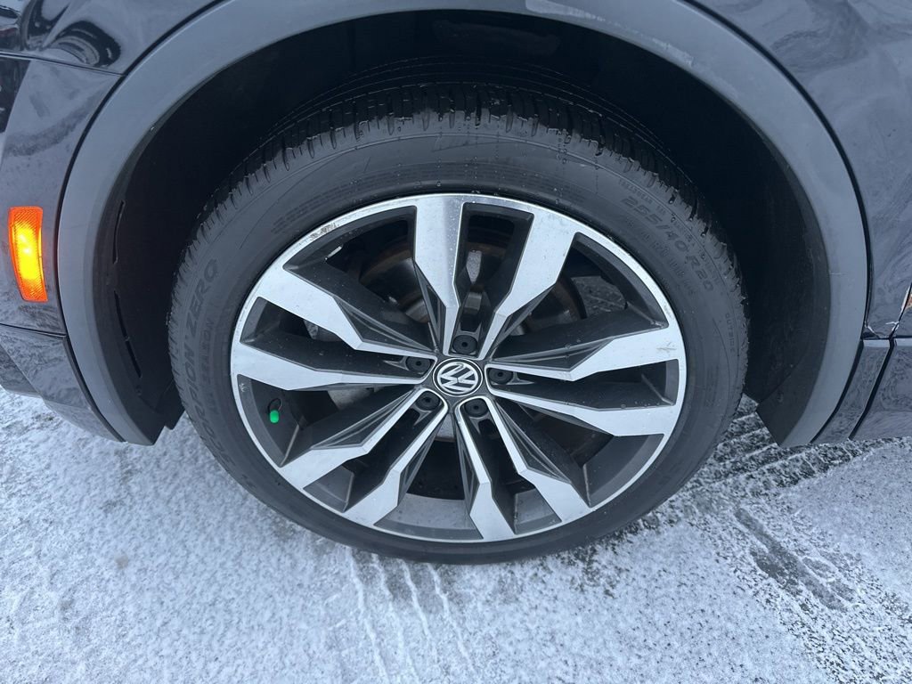 Used 2021 Volkswagen Tiguan SEL Premium R-Line w/ 3rd Row Seat Package image 38