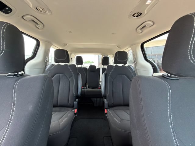 Used 2024 Chrysler Voyager LX FWD image 28