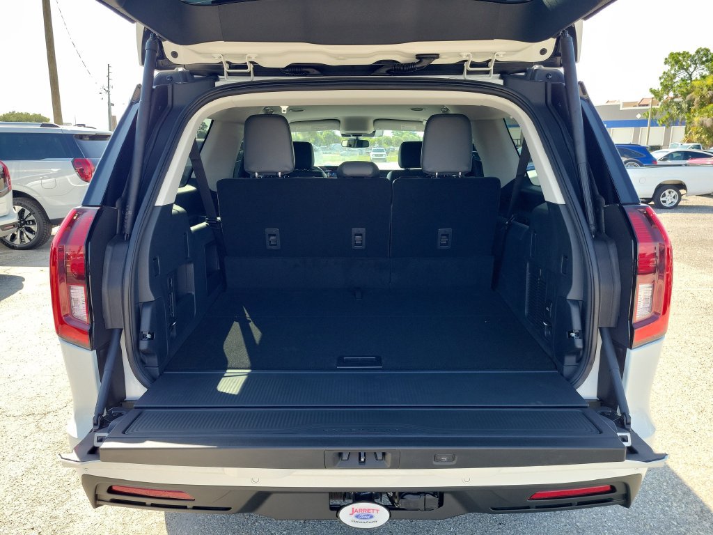 New 2026 Ford Expedition Max Active RWD image 15