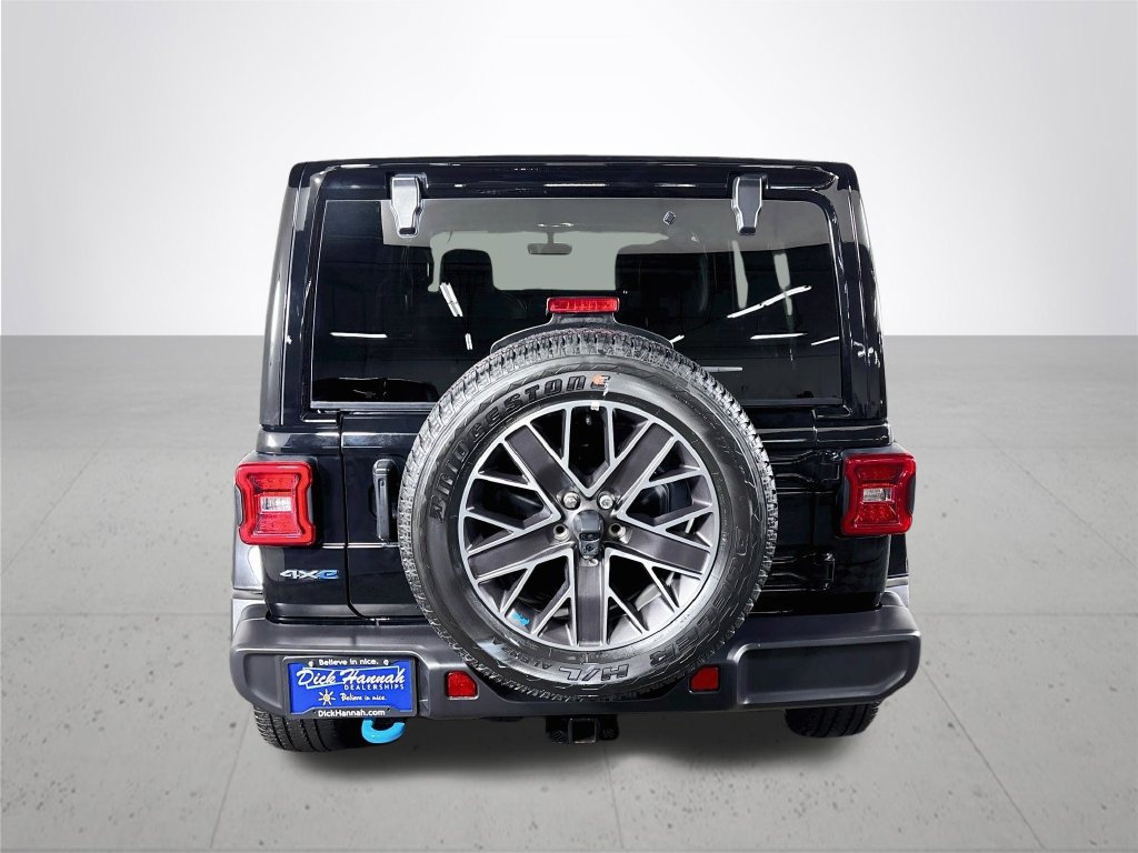 Certified 2023 Jeep Wrangler Unlimited Sahara w/ Cold Weather Group AWD/4WD image 8