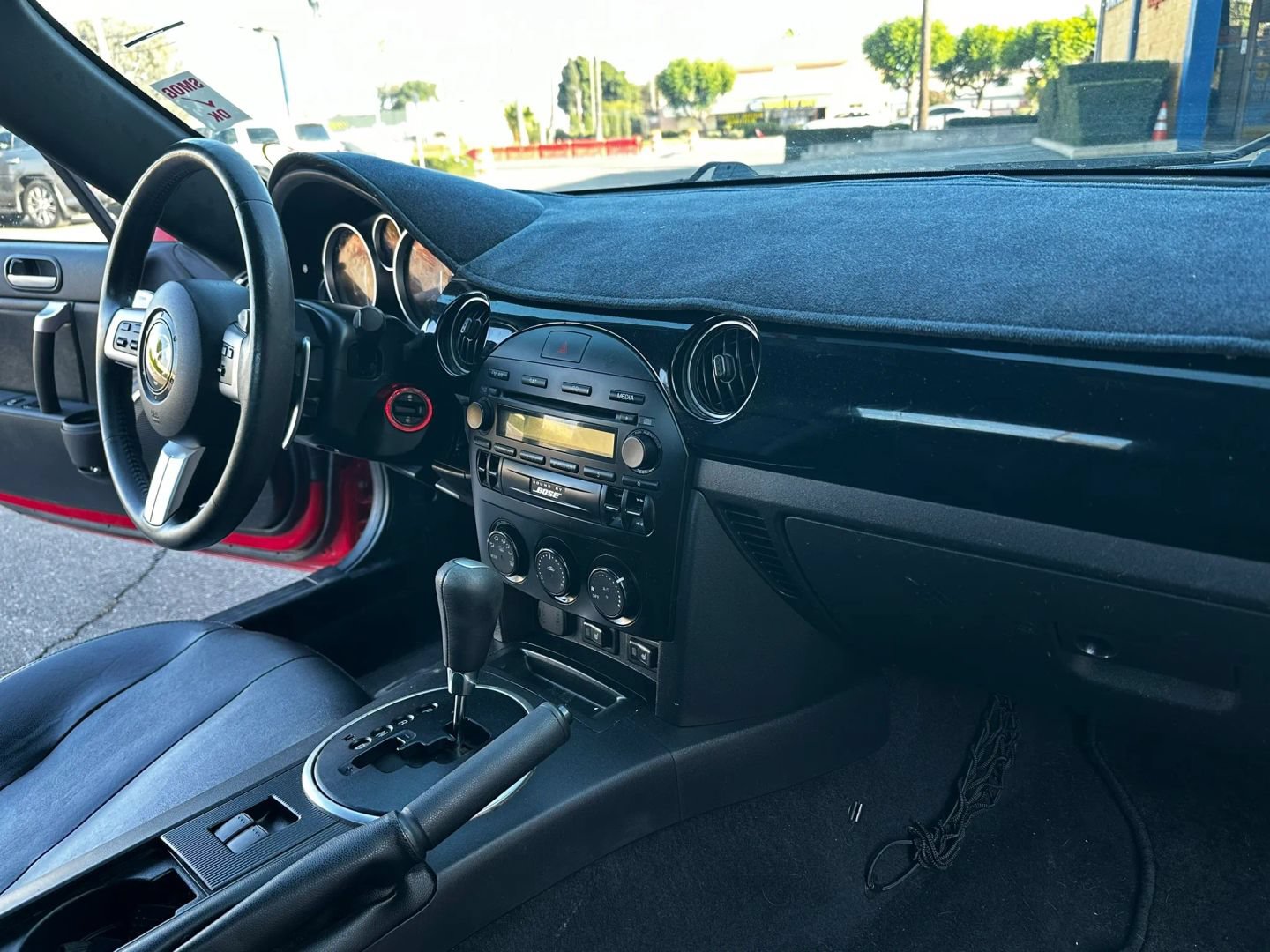 Used 2008 MAZDA MX-5 Miata Grand Touring w/ Premium Pkg RWD image 17