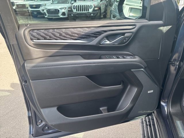 Used 2024 GMC Yukon XL Denali image 14