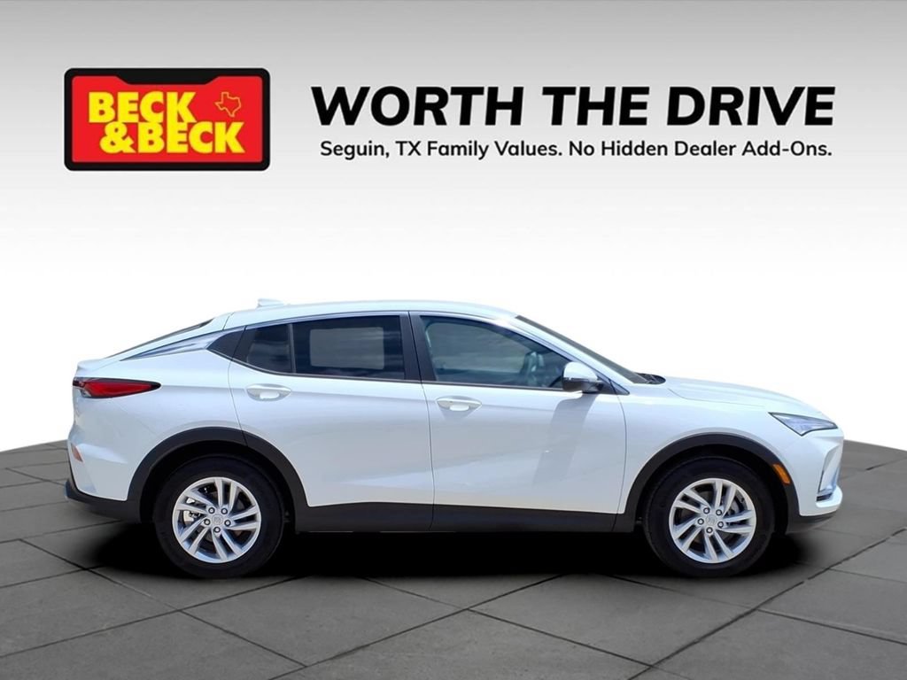 New 2026 Buick Envista Preferred w/ Convenience I Package FWD image 4