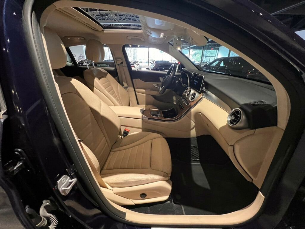 Used 2020 Mercedes-Benz GLC 300 4MATIC Coupe image 16