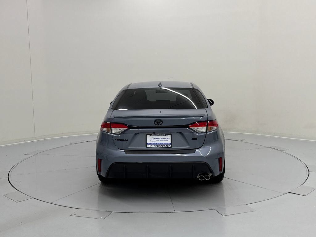 Used 2024 Toyota Corolla SE w/ SE Convenience Package FWD image 5