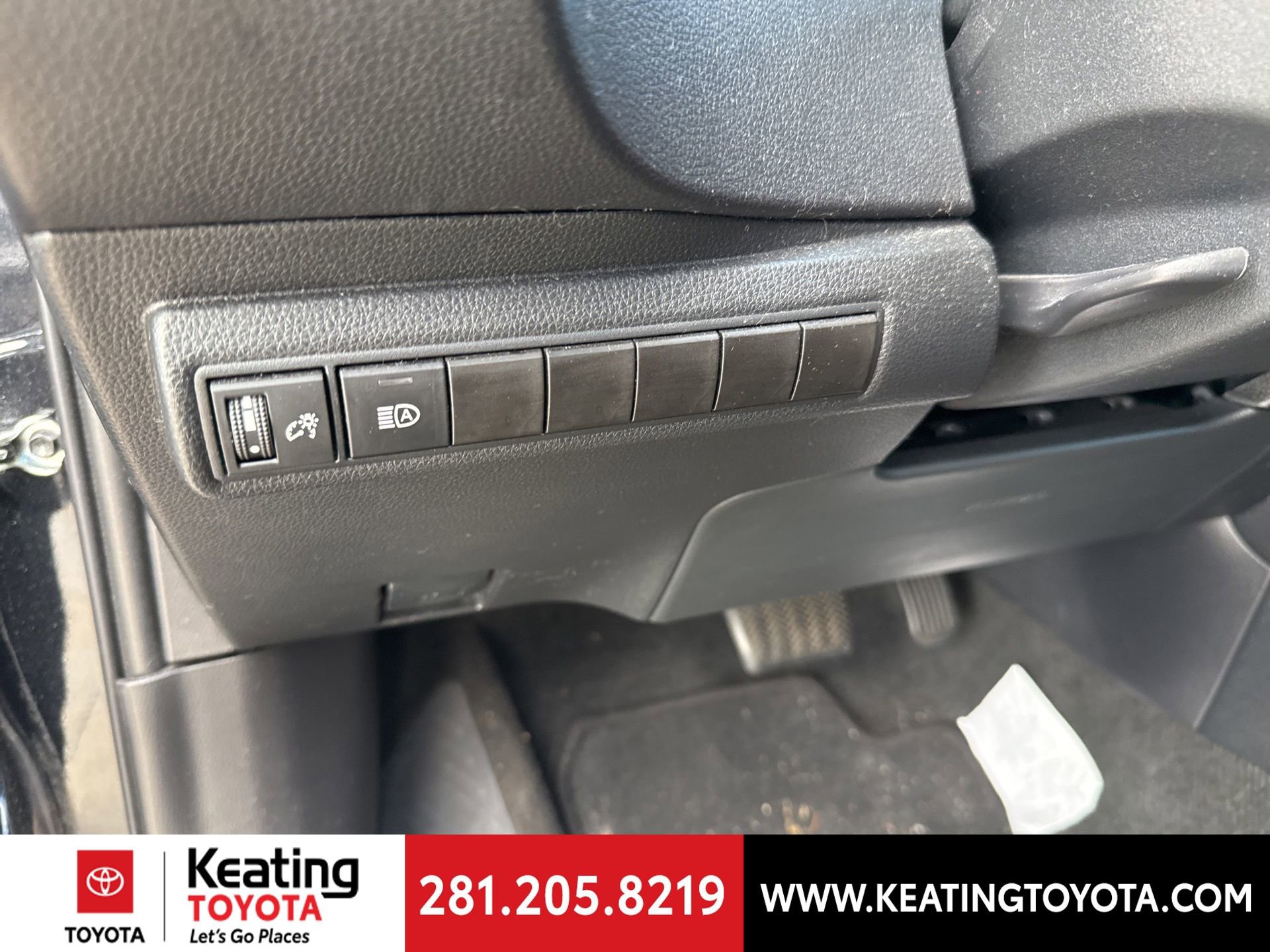 Used 2023 Toyota Corolla SE image 13