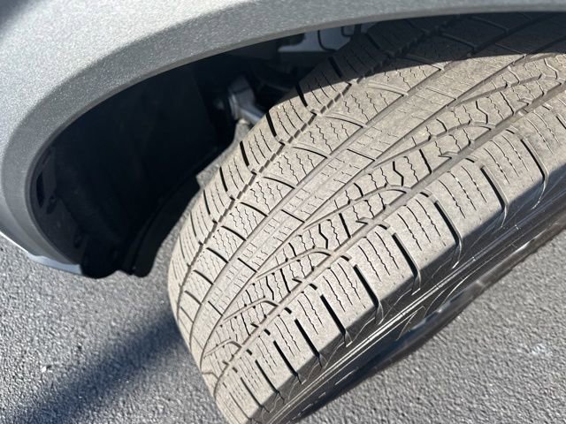 Used 2022 Ford Explorer 4WD image 30