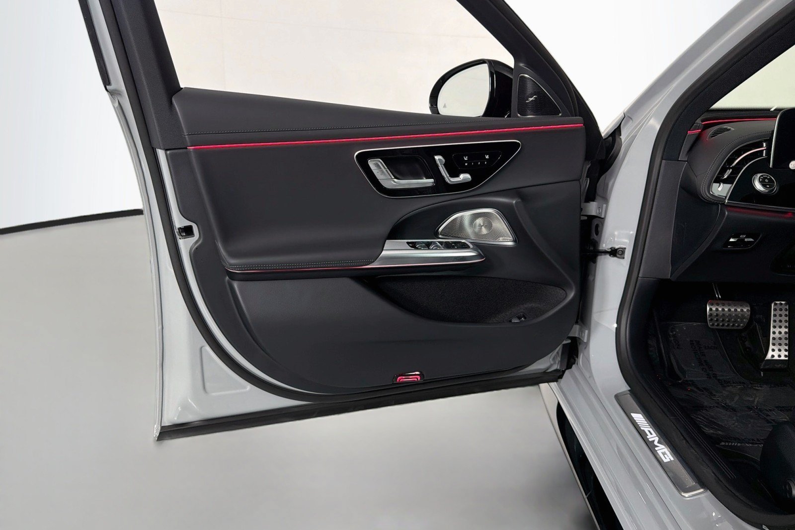 New 2027 Mercedes-Benz E 53 AMG e 4MATIC Wagon image 20