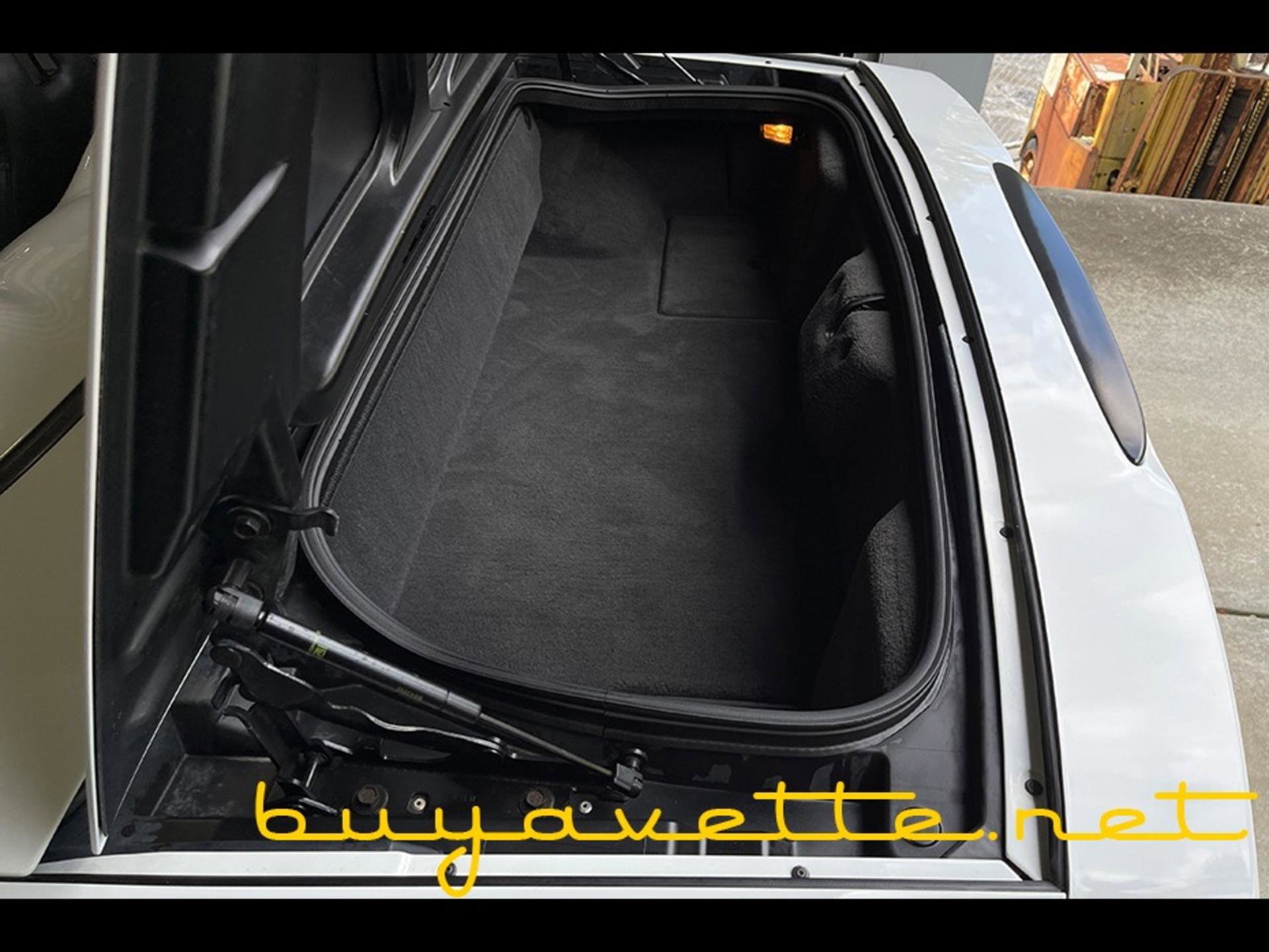 Used 2008 Chevrolet Corvette Convertible w/ Preferred Equipment Group image 26