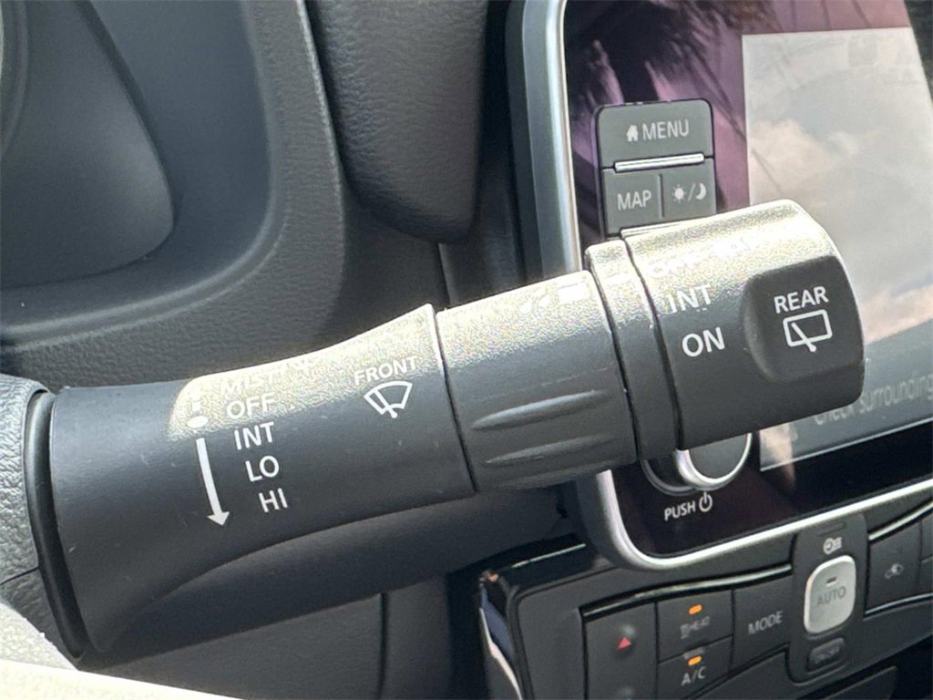 Used 2024 Nissan Leaf SV Plus image 28