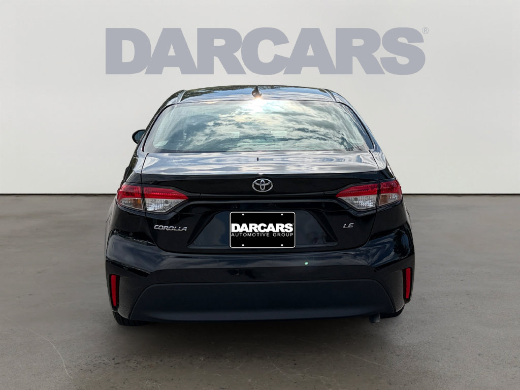 Used 2025 Toyota Corolla LE FWD image 6