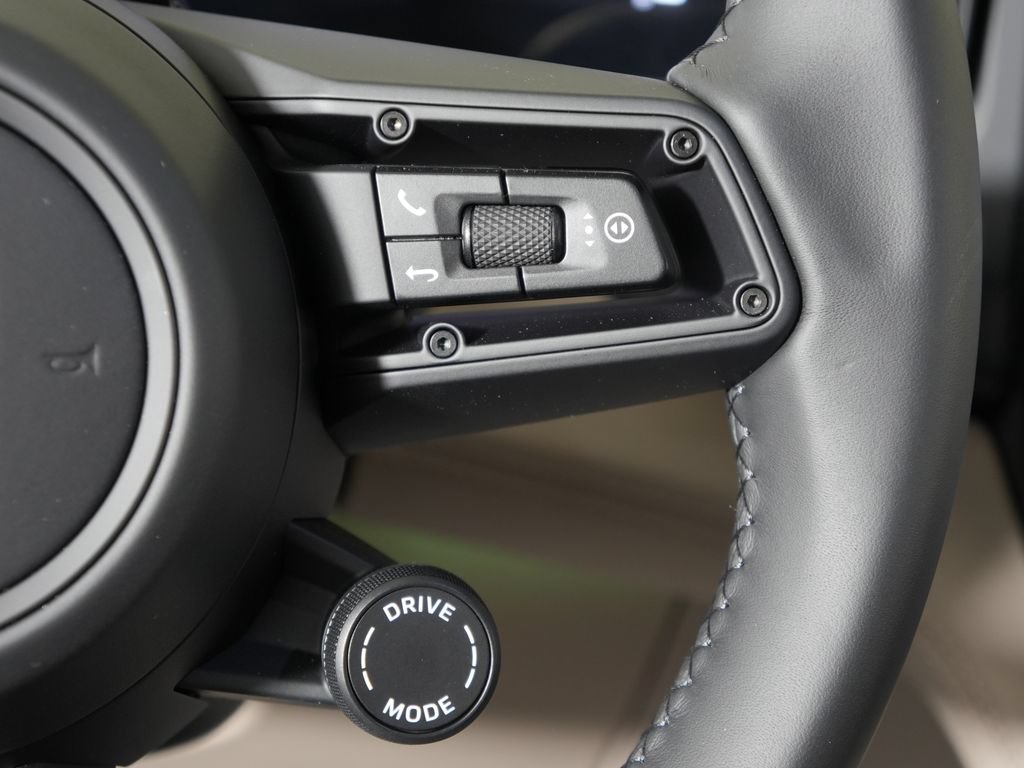 New 2026 Porsche Cayenne Electric AWD/4WD image 28