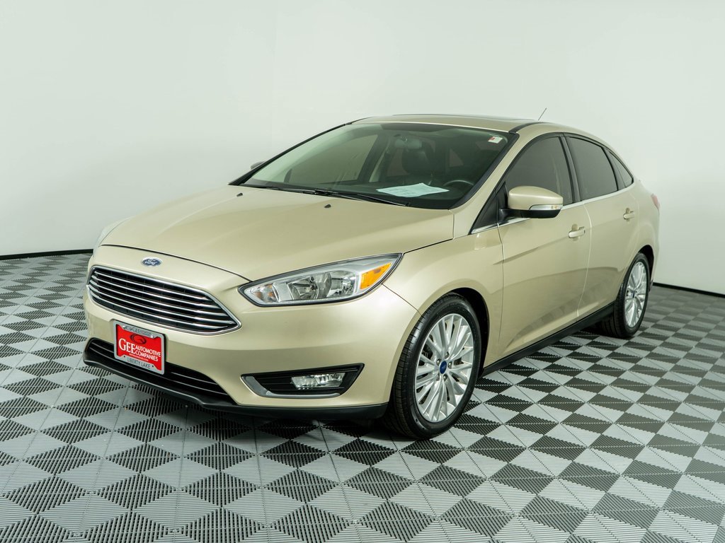 Used 2018 Ford Focus Titanium image 3